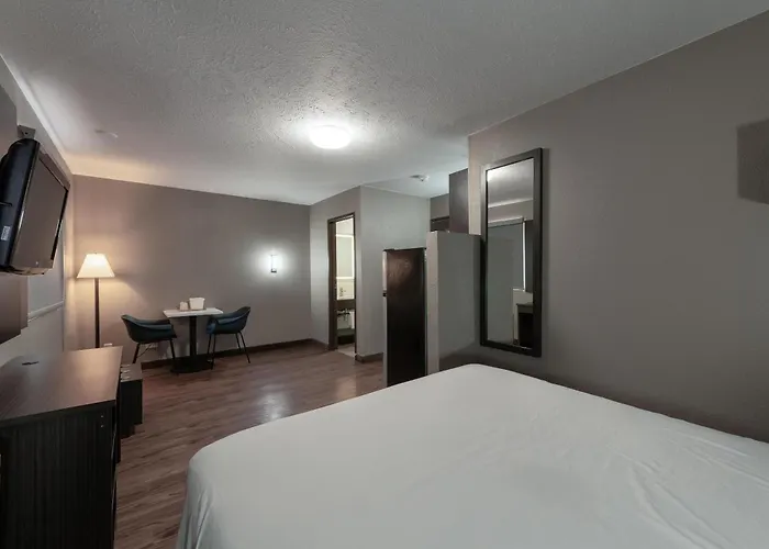 Studio 6 Limon, Co I 70