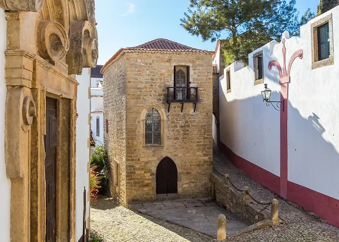 Torre De Maneys Hotel Óbidos