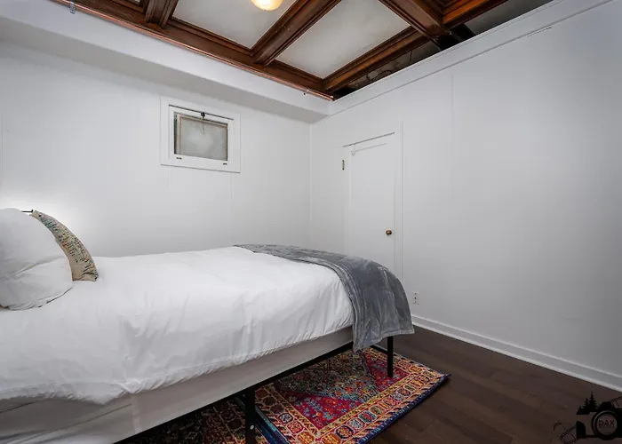 Brown & Hawkins Historical Apartments