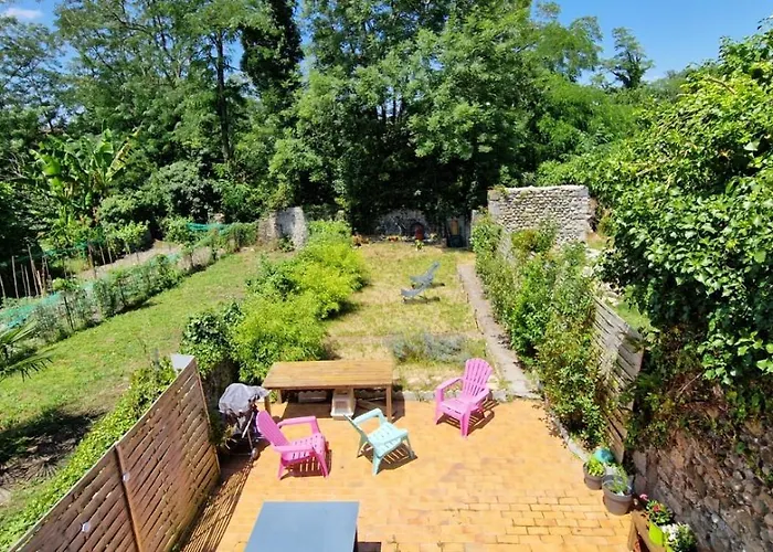 Spacieuse Suite Maison de Ville - 4 Personnes Oloron-Sainte-Marie