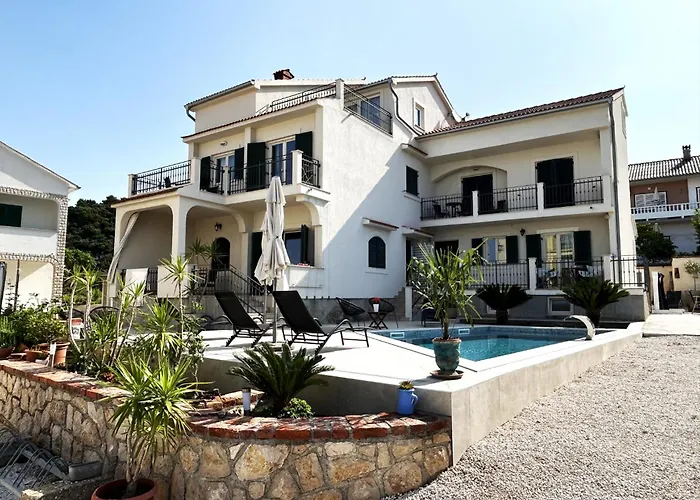 Guest House Villa Papalina Rab Town