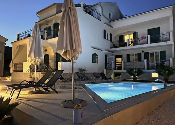 Guest House Villa Papalina Rab Town