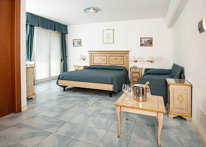 Hotel Oasi