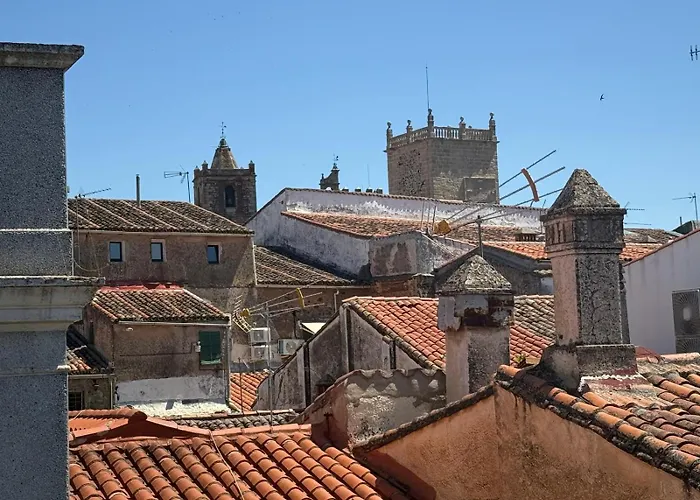Casa Pizarro Hotel Caces
