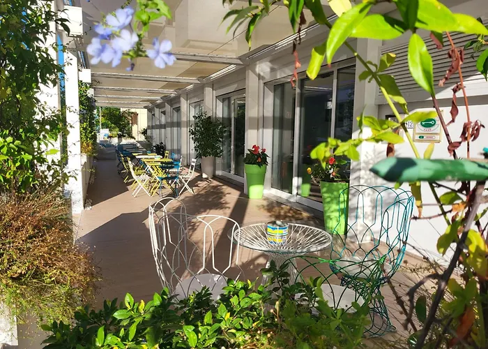 Maree Hotel