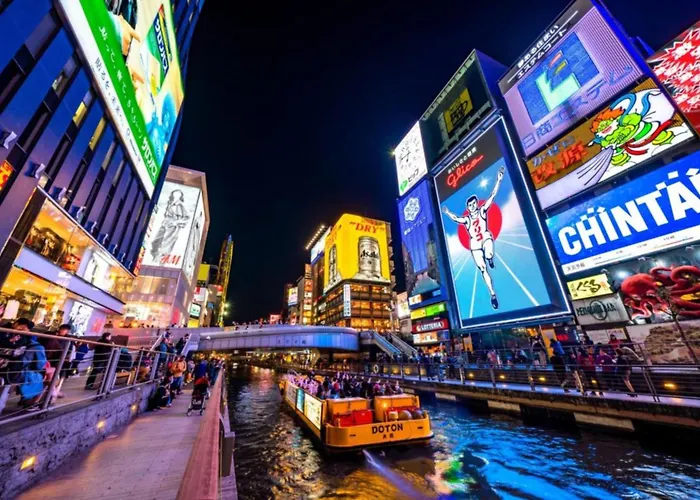 Nipponbashi Crystal Hotel