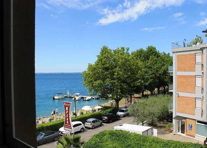 Kriss Internazionale Hotel Bardolino
