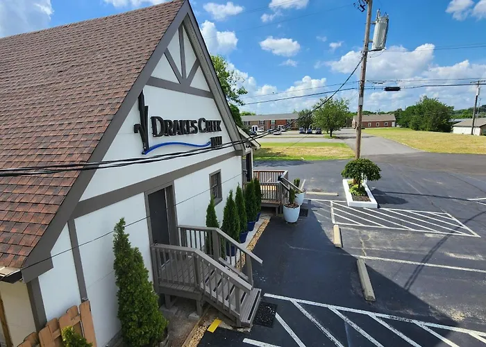 Drakes Creek Inn - Formerly The Relax Inn