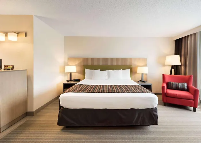Country Inn & Suites By Radisson, Chippewa Falls, Wi