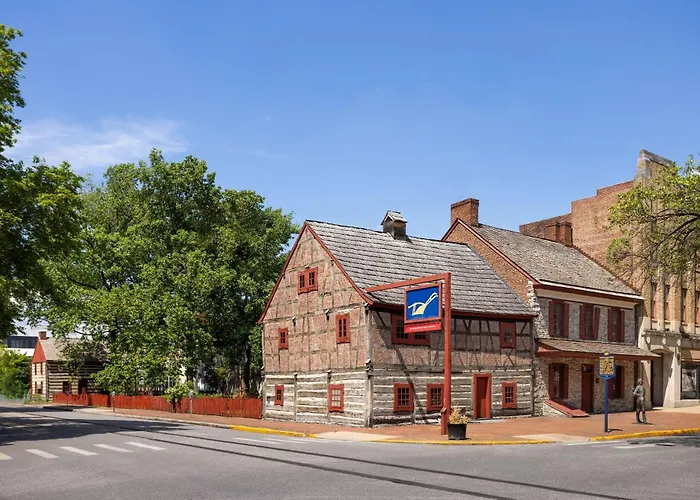 Ramada By Wyndham York Harrisburg Hershey