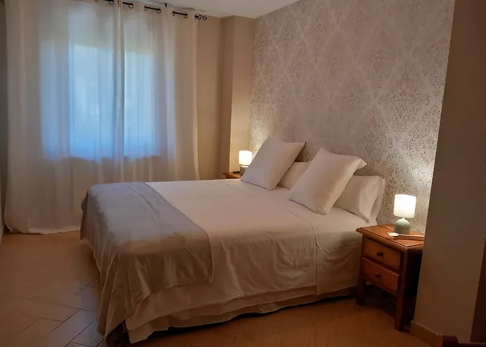 Hoteles en Velilla del Rio Carrion