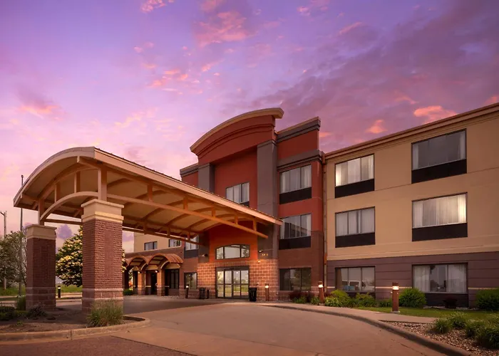 Clarion Pointe Sioux Falls Airport