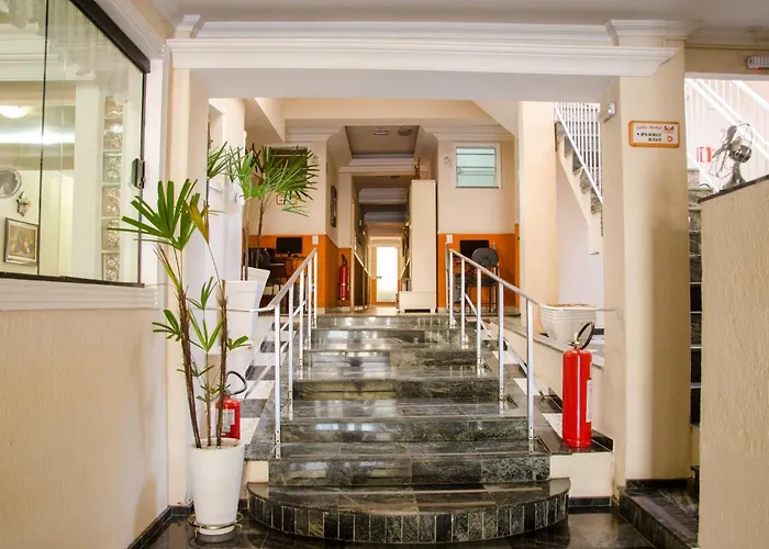Lelis Hotel Itapira