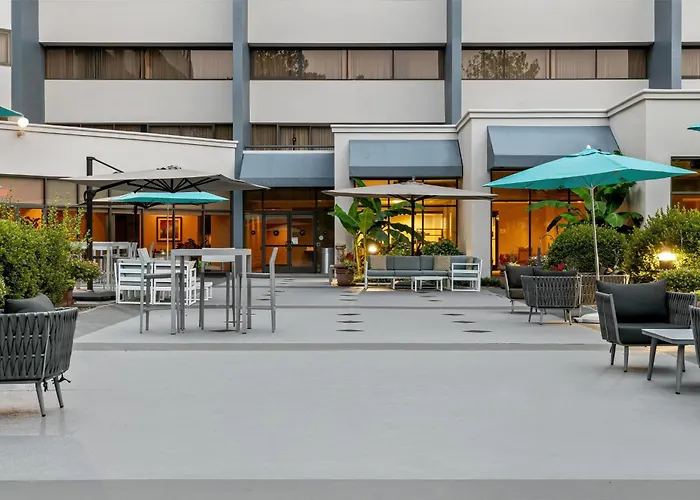Doubletree Suites By Hilton Raleigh-Durham