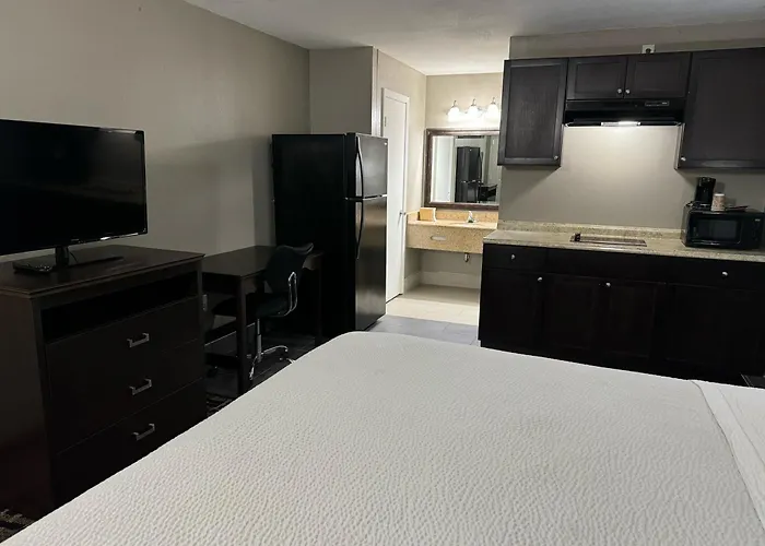 Homegate Inn And Suites
