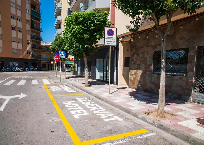 Hotel Petit Palau - Adults Only Blanes