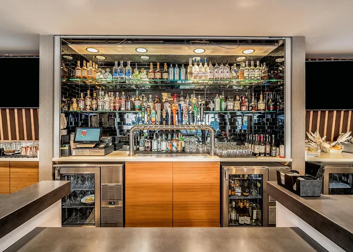 Springhill Suites By Marriott Oakland Airport