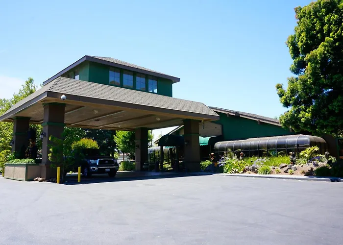 Best Western Plus Forest Park Inn Gilroy