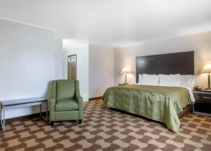Quality Inn Russell