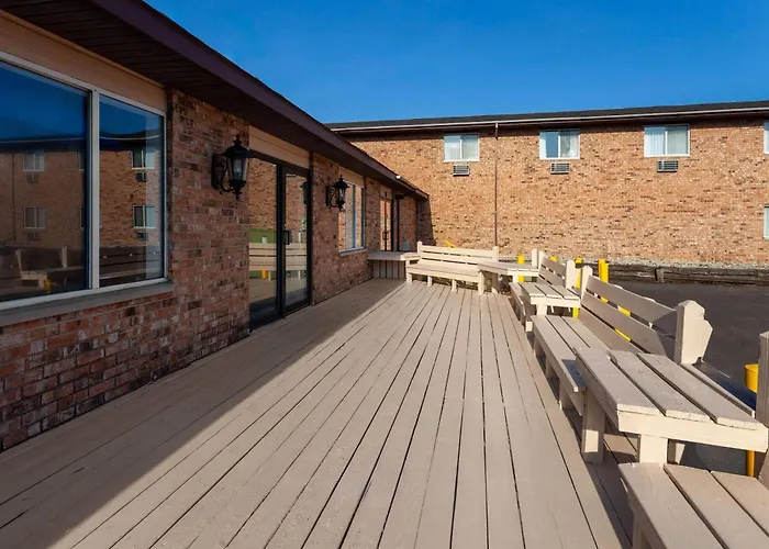 Baymont By Wyndham Manistee