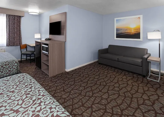 Baymont By Wyndham Manistee