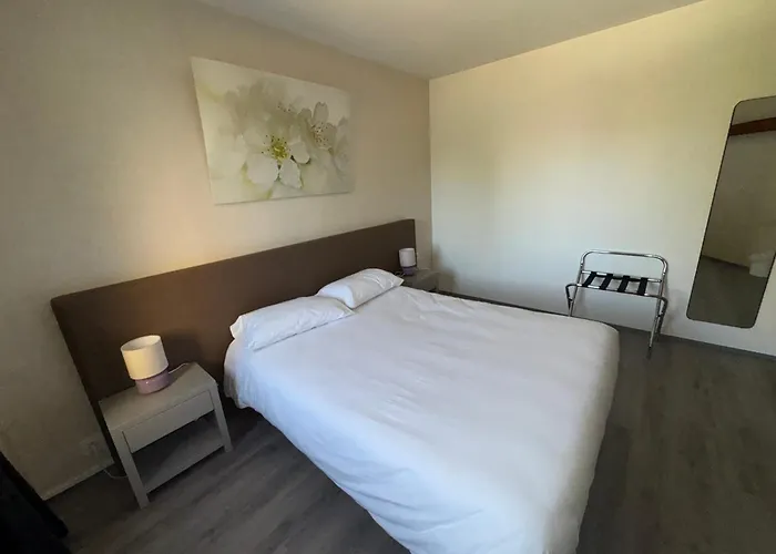 Hôtel Dupleix - Hyper centre - Réouverture