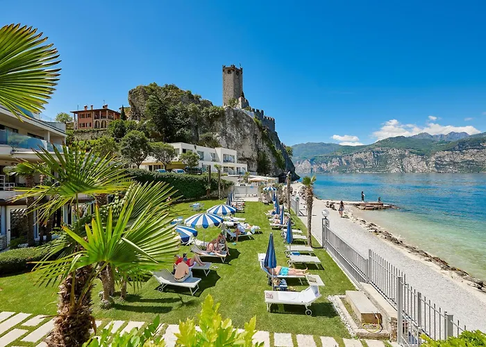 Hotel Castello Lake Front Malcesine