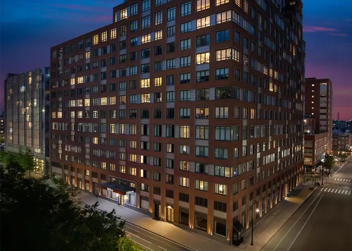 Hilton Brooklyn New York - Newly Renovated Hotel