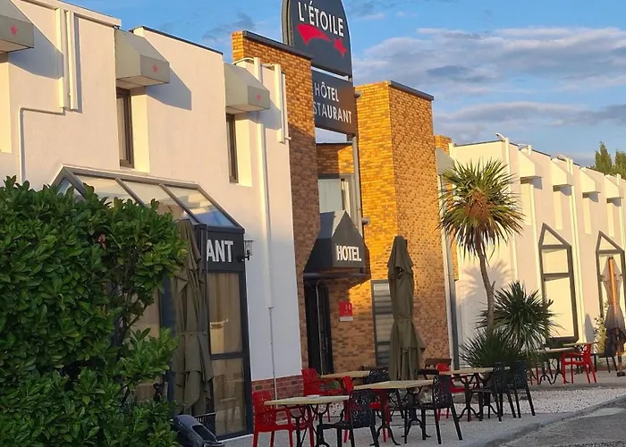 Hotel L'Etoile Aeroport - A61