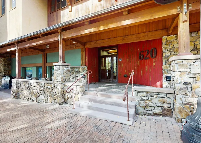 Palmyra 4A - Panoramic Peaks Lodge