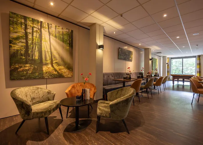 Hotels in De Bult