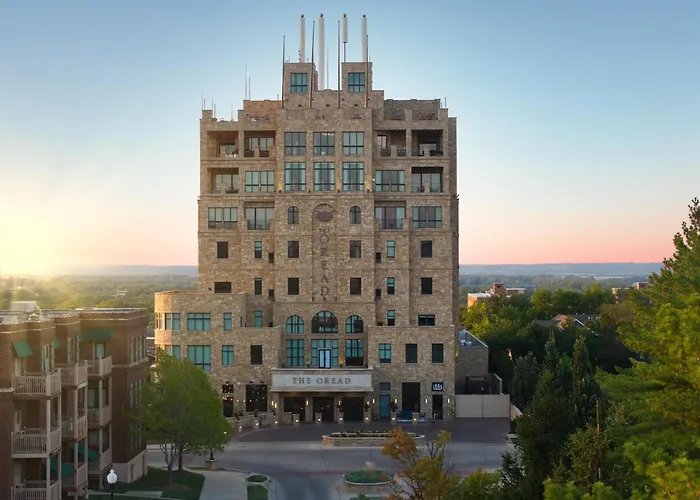 The Oread Lawrence, Tapestry Collection By Hilton