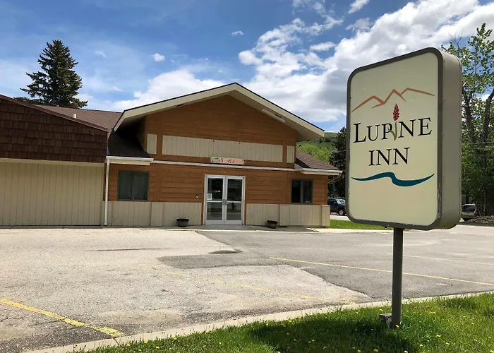 Lupine Inn