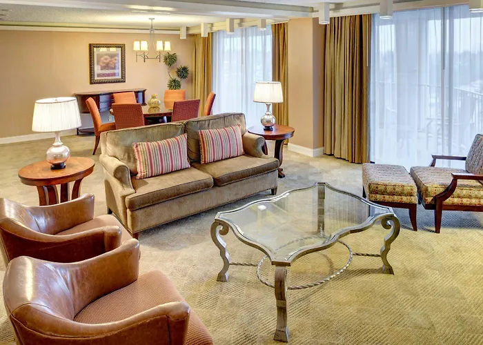 Doubletree By Hilton Seattle Airport Hotel SeaTac