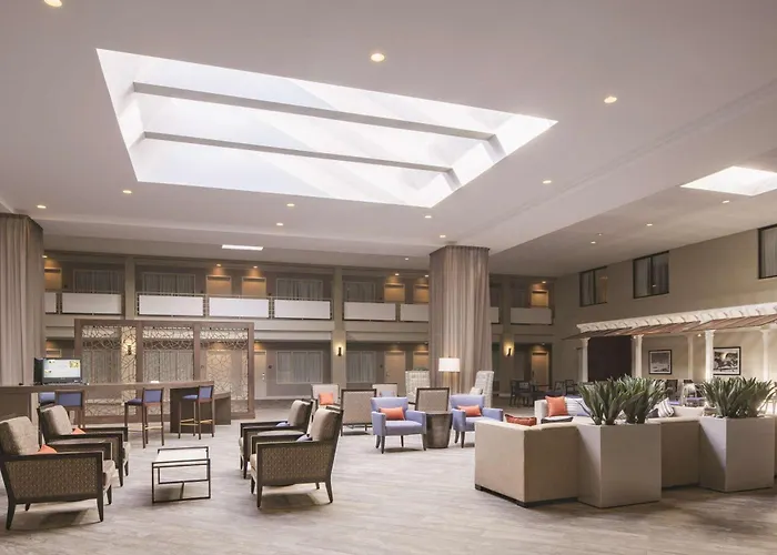 Doubletree By Hilton Hotel Laurel