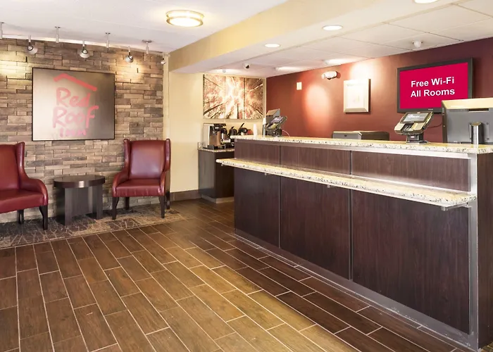 Red Roof Inn Detroit - Royal Oak/Madison Heights