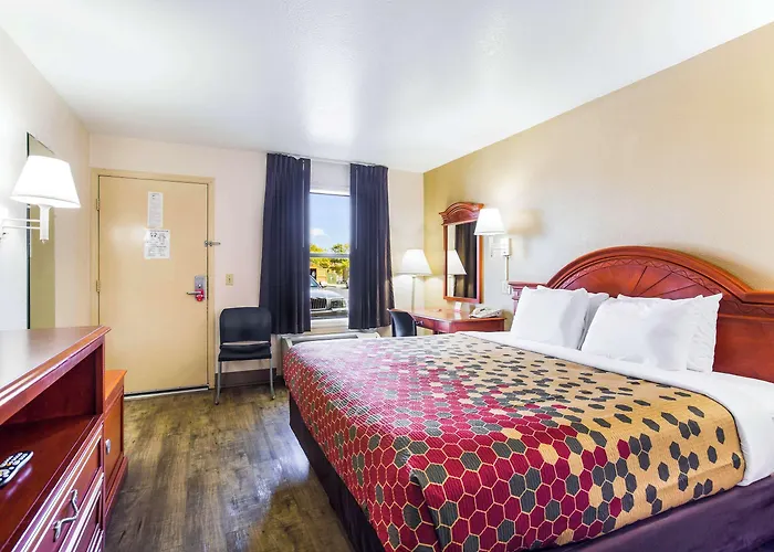 Econo Lodge Lebanon