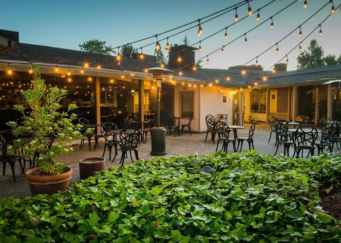 Los Gatos Lodge