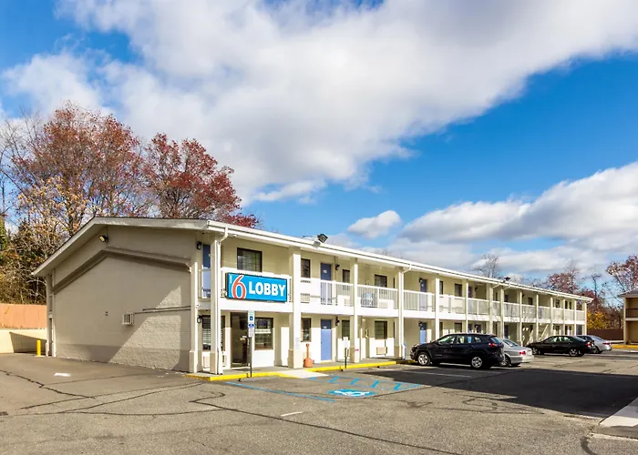 Motel 6 New Brunswick