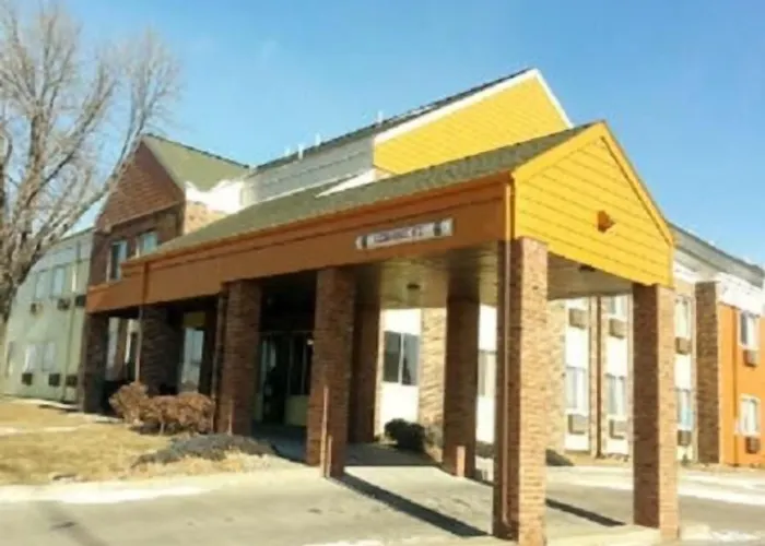 Sunset Inn & Suites Lincoln