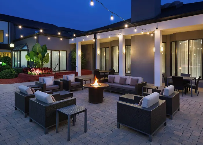 Courtyard By Marriott Augusta Hotel