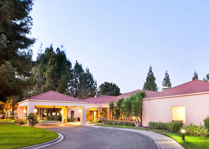 Courtyard By Marriott Pleasanton