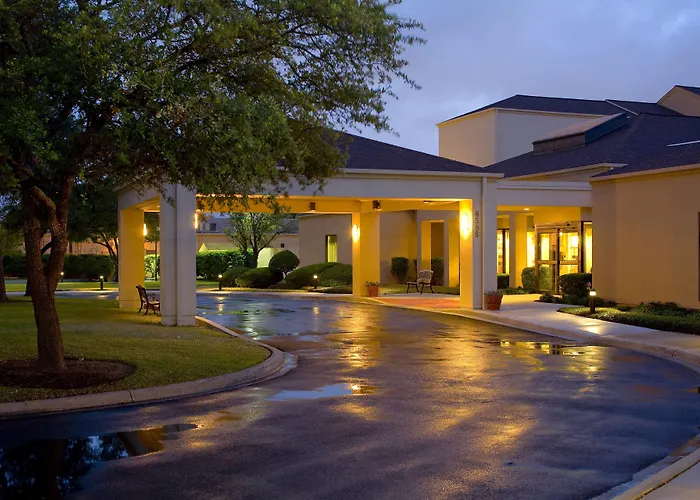 Courtyard By Marriott San Antonio Medical Center