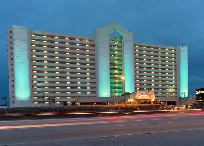 Radisson Suite Hotel Oceanfront