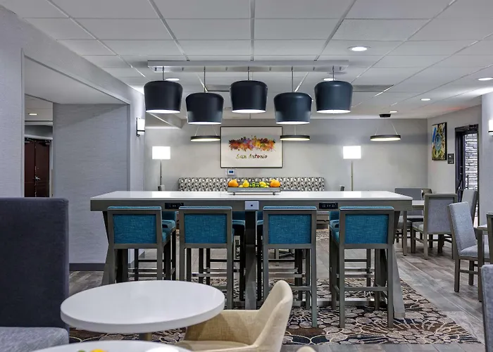 Hampton Inn San Antonio Downtown