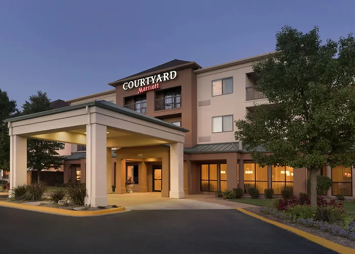Courtyard By Marriott Peoria Hotel