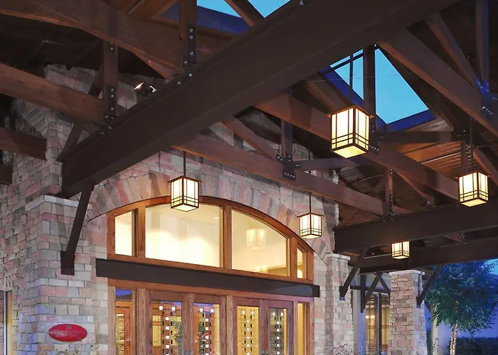 Doubletree By Hilton Libertyville-Mundelein
