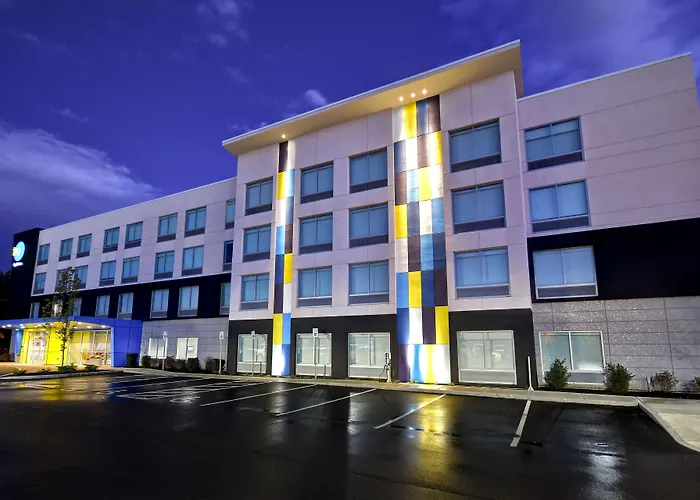 Tru By Hilton Concord, Nh Hotel