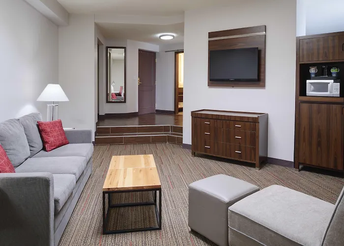 Four Points By Sheraton Detroit Novi