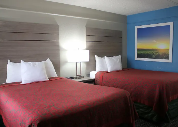 Days Inn By Wyndham N.W. Medical Center